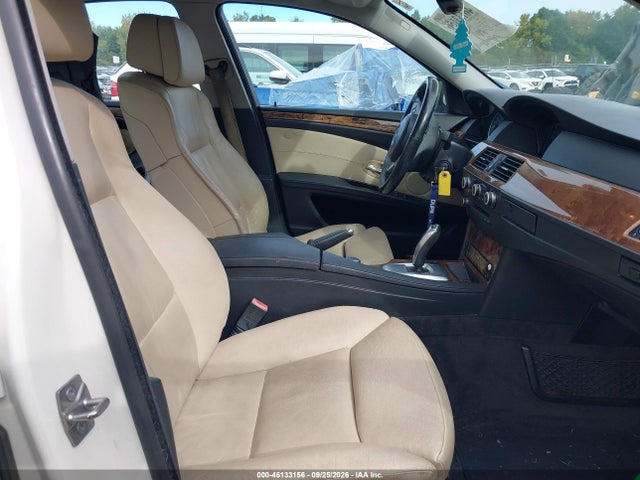 46133156 :رقم المزاد ، WBANV1C55AC388814 vin ، 2010 Bmw 528i Xdrive مزاد بيع