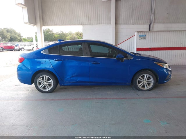 Aukcja sprzedaży 2018 Chevrolet Cruze Lt Auto, vin: 1G1BE5SM0J7221381, numer aukcji: 46133176