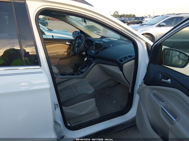 Продажа на аукционе авто 2014 Ford Escape Se, vin: 1FMCU0GX4EUA92696, номер лота: 46133218