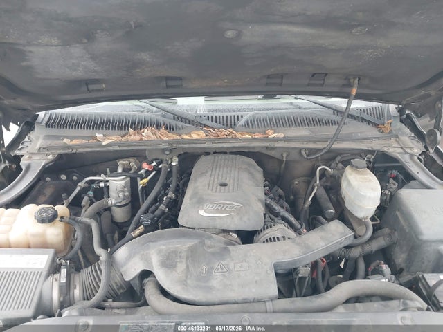46133231 :رقم المزاد ، 1GNEK13T85R230326 vin ، 2005 Chevrolet Tahoe Ls مزاد بيع
