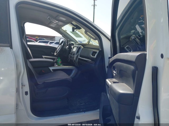 Продаж на аукціоні авто 2018 Nissan Titan Xd Sv Gas, vin: 1N6AA1F49JN531958, номер лоту: 46133335