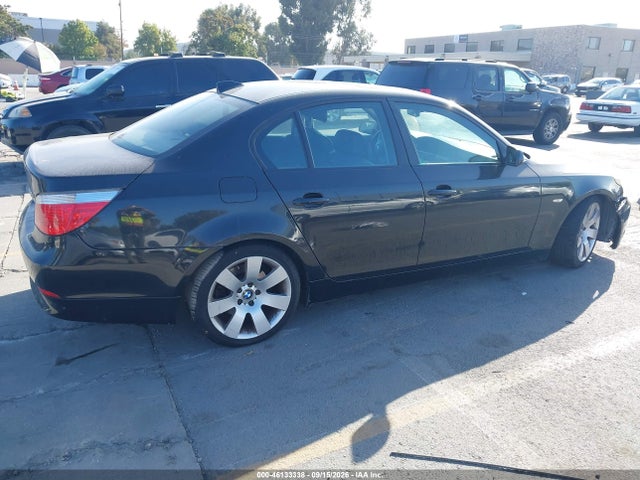 2007 Bmw 530i მანქანა იყიდება აუქციონზე, vin: WBANE73557CM51518, აუქციონის ნომერი: 46133338