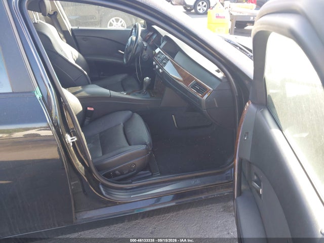 2007 Bmw 530i მანქანა იყიდება აუქციონზე, vin: WBANE73557CM51518, აუქციონის ნომერი: 46133338