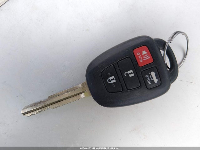 46133387 :رقم المزاد ، 4T1BF1FK9HU356162 vin ، 2017 Toyota Camry Se مزاد بيع