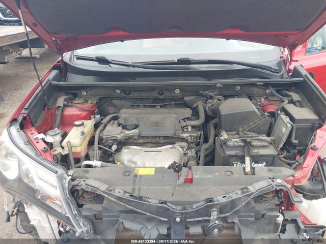 Toyota RAV4 LE 2015 JTMBFREV4FJ024157 Image 10