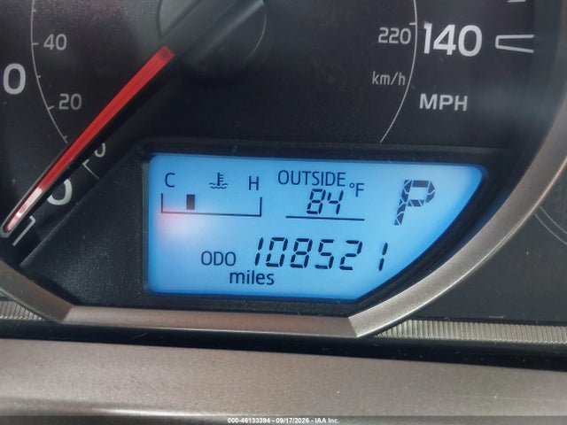 Toyota RAV4 LE 2015 JTMBFREV4FJ024157 Image 16