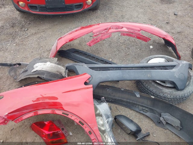 Toyota RAV4 LE 2015 JTMBFREV4FJ024157 Image 12