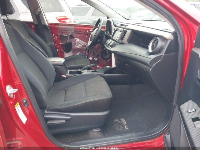 Toyota RAV4 LE 2015 JTMBFREV4FJ024157 Image 5