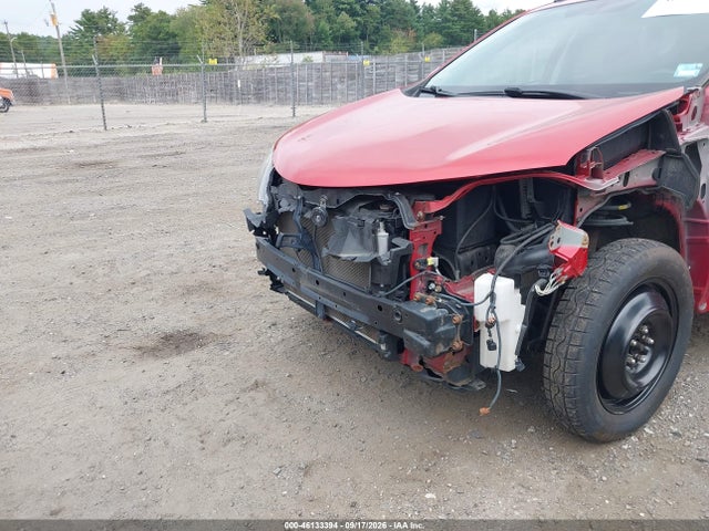 Toyota RAV4 LE 2015 JTMBFREV4FJ024157 Image 6
