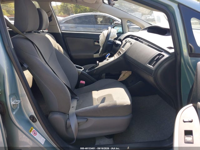 46133401 :رقم المزاد ، JTDKN3DU2D5592714 vin ، 2013 Toyota Prius Two مزاد بيع