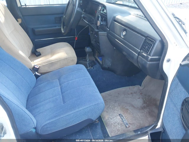 Продажа на аукционе авто 1991 Volvo 240, vin: YV1AA8845M1445318, номер лота: 46133454