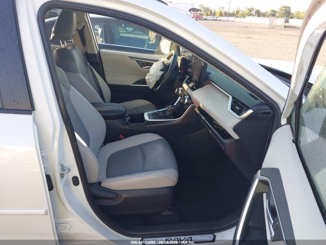 46133495 :رقم المزاد ، JTMB6RFV8SD156491 vin ، 2025 Toyota Rav4 Hybrid Xle Premium مزاد بيع