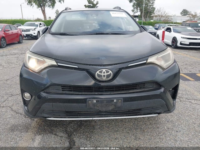 Toyota Rav4 Xle 2018 2T3WFREV2JW435620 Image 17