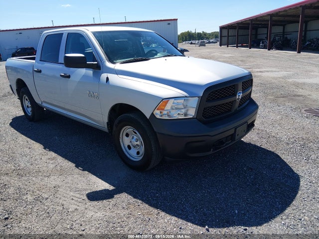 46133573 :رقم المزاد ، 1C6RR7KG0JS306578 vin ، 2018 Ram 1500 Tradesman  4x4 5'7 Box مزاد بيع