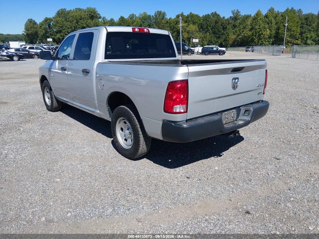 46133573 :رقم المزاد ، 1C6RR7KG0JS306578 vin ، 2018 Ram 1500 Tradesman  4x4 5'7 Box مزاد بيع