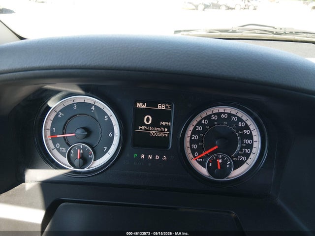 46133573 :رقم المزاد ، 1C6RR7KG0JS306578 vin ، 2018 Ram 1500 Tradesman  4x4 5'7 Box مزاد بيع