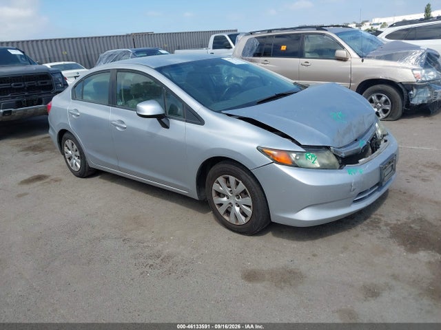 2012 Honda Civic Lx მანქანა იყიდება აუქციონზე, vin: 2HGFB2F56CH590273, აუქციონის ნომერი: 46133591