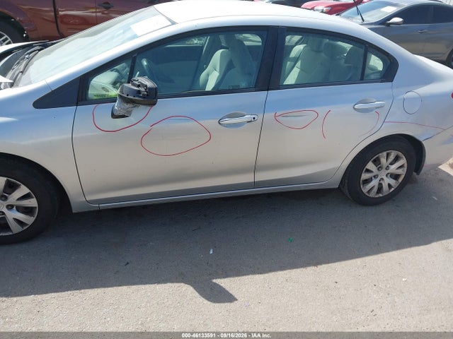 Продаж на аукціоні авто 2012 Honda Civic Lx, vin: 2HGFB2F56CH590273, номер лоту: 46133591