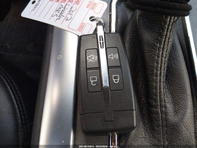 46133615 :رقم المزاد ، 1LNHL9ER2CG802322 vin ، 2012 Lincoln Mks مزاد بيع