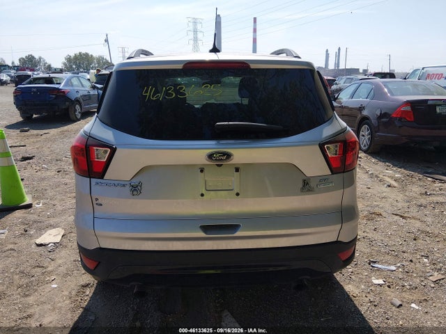 Продажа на аукционе авто 2019 Ford Escape Se, vin: 1FMCU0GD8KUB99378, номер лота: 46133625