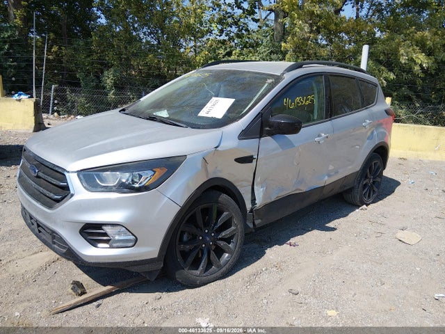 Продажа на аукционе авто 2019 Ford Escape Se, vin: 1FMCU0GD8KUB99378, номер лота: 46133625