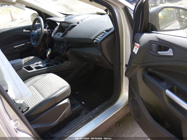 Продажа на аукционе авто 2019 Ford Escape Se, vin: 1FMCU0GD8KUB99378, номер лота: 46133625