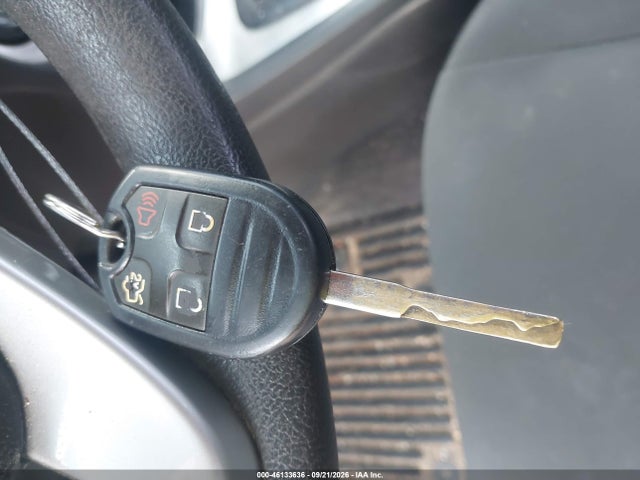 46133636 :رقم المزاد ، 3FADP4BJ1HM157139 vin ، 2017 Ford Fiesta Se مزاد بيع