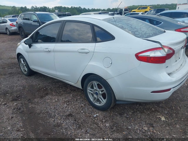 46133636 :رقم المزاد ، 3FADP4BJ1HM157139 vin ، 2017 Ford Fiesta Se مزاد بيع