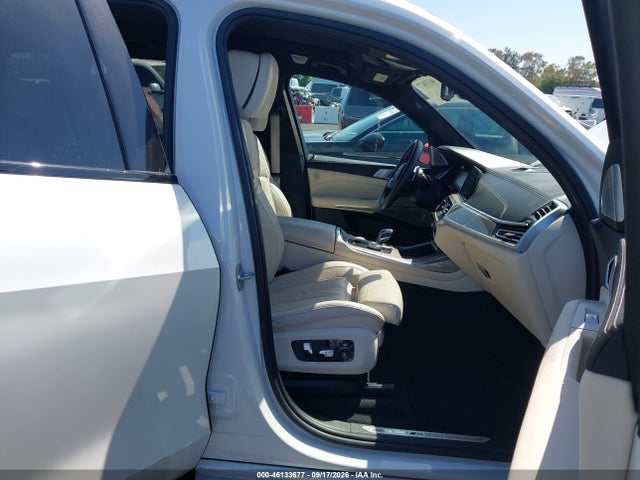 5UXCX6C01N9K22085 BMW X7 M50i