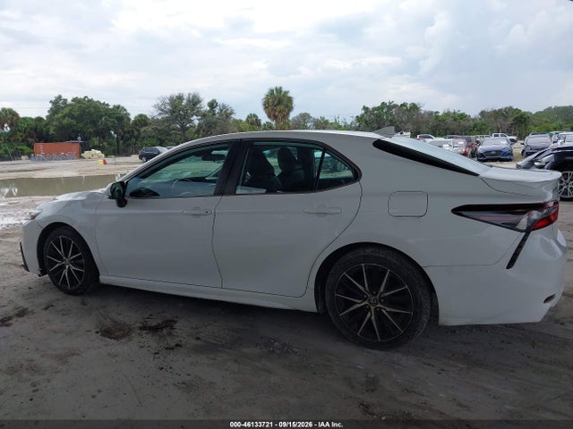 2022 Toyota Camry Se Awd მანქანა იყიდება აუქციონზე, vin: 4T1G11BK2NU049082, აუქციონის ნომერი: 46133721