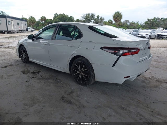 2022 Toyota Camry Se Awd მანქანა იყიდება აუქციონზე, vin: 4T1G11BK2NU049082, აუქციონის ნომერი: 46133721