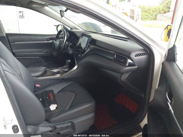 2022 Toyota Camry Se Awd მანქანა იყიდება აუქციონზე, vin: 4T1G11BK2NU049082, აუქციონის ნომერი: 46133721