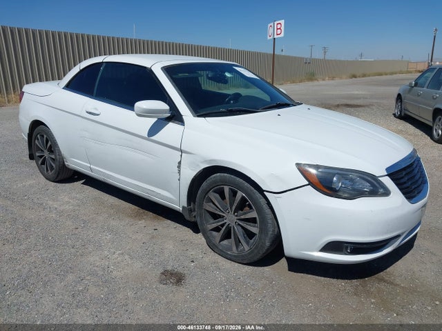Auction sale of the 2013 Chrysler 200 S, vin: 1C3BCBGG7DN738440, lot number: 46133748
