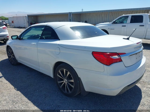 Продажа на аукционе авто 2013 Chrysler 200 S, vin: 1C3BCBGG7DN738440, номер лота: 46133748
