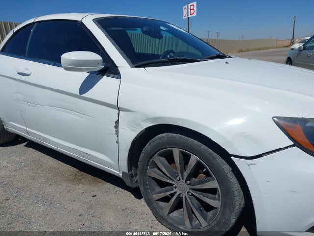 Продажа на аукционе авто 2013 Chrysler 200 S, vin: 1C3BCBGG7DN738440, номер лота: 46133748