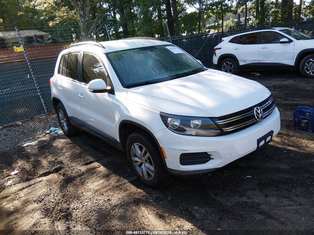 2016 Volkswagen Tiguan S მანქანა იყიდება აუქციონზე, vin: WVGAV7AX0GW507607, აუქციონის ნომერი: 46133775