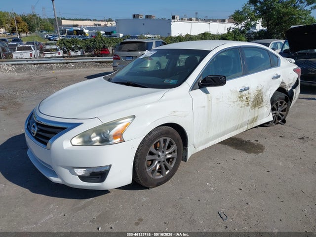 2015 Nissan Altima 2.5 S მანქანა იყიდება აუქციონზე, vin: 1N4AL3AP1FC249669, აუქციონის ნომერი: 46133786