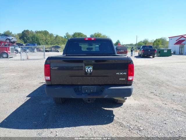46133787 :رقم المزاد ، 1C6RR7KGXHS766146 vin ، 2017 Ram 1500 Tradesman  4x4 5'7 Box مزاد بيع