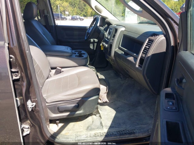 46133787 :رقم المزاد ، 1C6RR7KGXHS766146 vin ، 2017 Ram 1500 Tradesman  4x4 5'7 Box مزاد بيع