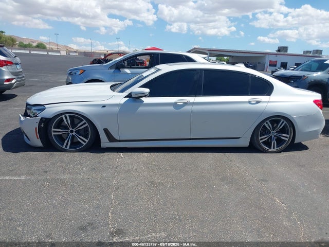 Продаж на аукціоні авто 2017 Bmw 750i, vin: WBA7F0C3XHGM21856, номер лоту: 46133797