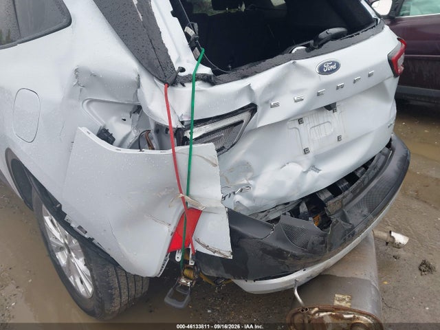 1FMCU9GN1SUA74641 Ford Escape Active