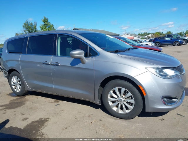 Aukcja sprzedaży 2018 Chrysler Pacifica Touring Plus, vin: 2C4RC1FG4JR279288, numer aukcji: 46133818