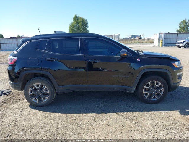 2018 Jeep Compass Trailhawk 4x4 მანქანა იყიდება აუქციონზე, vin: 3C4NJDDB8JT128741, აუქციონის ნომერი: 46133825
