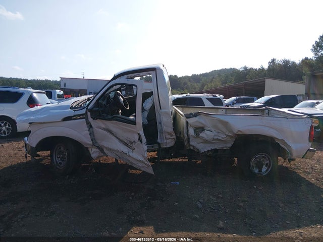 Продажа на аукционе авто 2015 Ford F-250 Xl, vin: 1FTBF2A66FEB38479, номер лота: 46133912