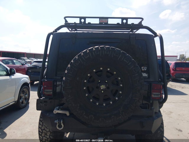 2017 Jeep Wrangler Unlimited Sahara 4x4 მანქანა იყიდება აუქციონზე, vin: 1C4BJWEG4HL684253, აუქციონის ნომერი: 46133927