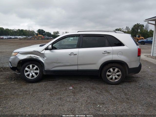 Auction sale of the 2011 Kia Sorento Lx, vin: 5XYKTCA18BG182407, lot number: 46133931