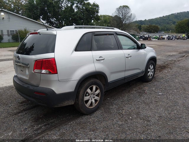 Auction sale of the 2011 Kia Sorento Lx, vin: 5XYKTCA18BG182407, lot number: 46133931