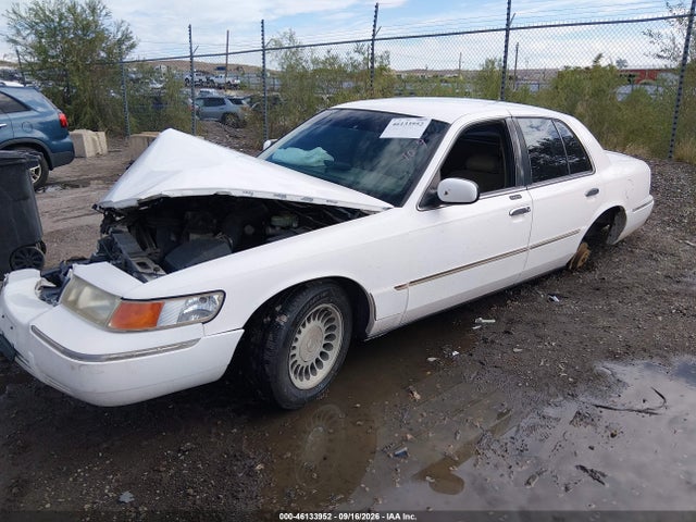 2000 Mercury Grand Marquis Ls მანქანა იყიდება აუქციონზე, vin: 2MEFM75W9YX608907, აუქციონის ნომერი: 46133952