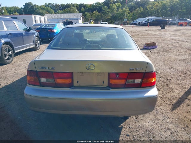 46133956 :رقم المزاد ، JT8BF28G5W0128312 vin ، 1998 Lexus Es 300 مزاد بيع