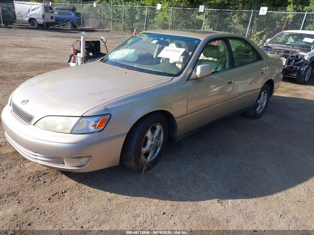 46133956 :رقم المزاد ، JT8BF28G5W0128312 vin ، 1998 Lexus Es 300 مزاد بيع